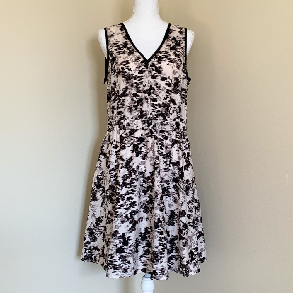EUC Simply Vera Vera Wang Midi Length Sleeveless Watercolor Dress (Size Medium)